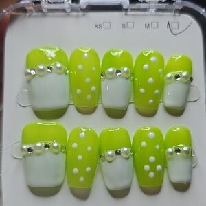 Handmade Short Large 3D Pearl Press On Nails Lime Green Polka Dot Y2K Kawaii 10p